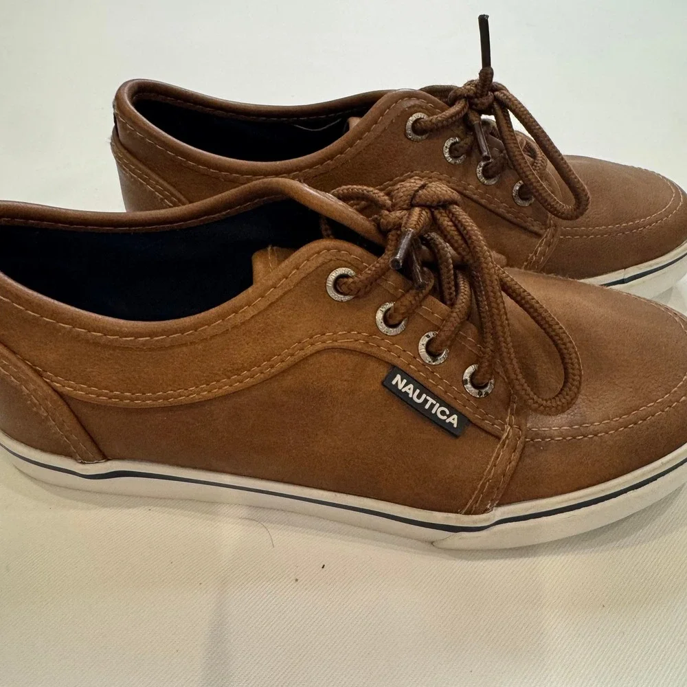 Nautica Moulouya Boat Shoes‎ Kids Size 2 Brown Faux Leather Sneaker